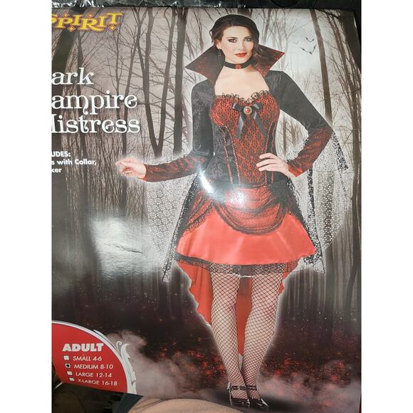 Dark Vampire Mistress - Picture 1 of 4